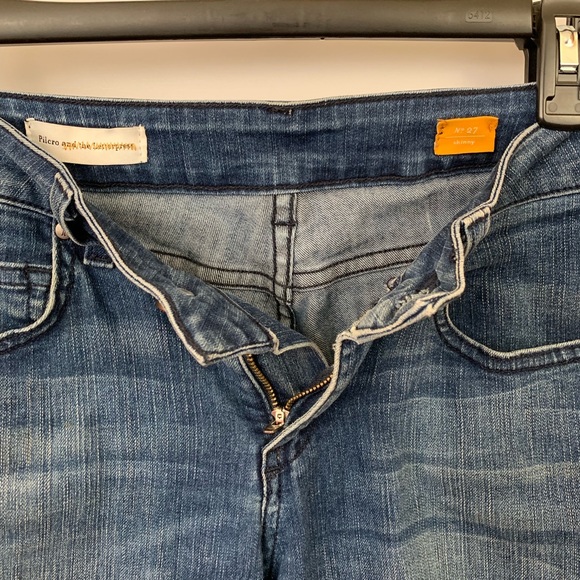 Anthro Pilcro Mid Rise Skinny Medium Wash Jeans - Picture 5 of 8